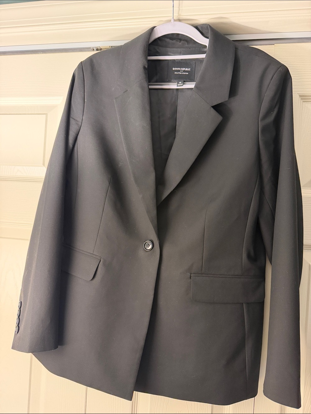 Banana Republic Women's Black Single-Button Suit Blazer